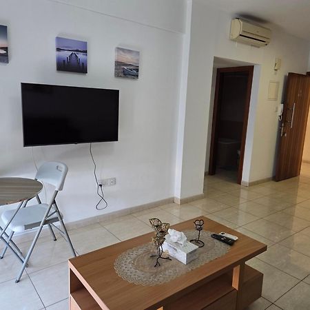 One Bedroom Aptm ลาร์นาคา ภายนอก รูปภาพ